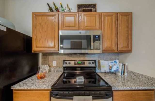 9946 Military Dr W Gallery 3