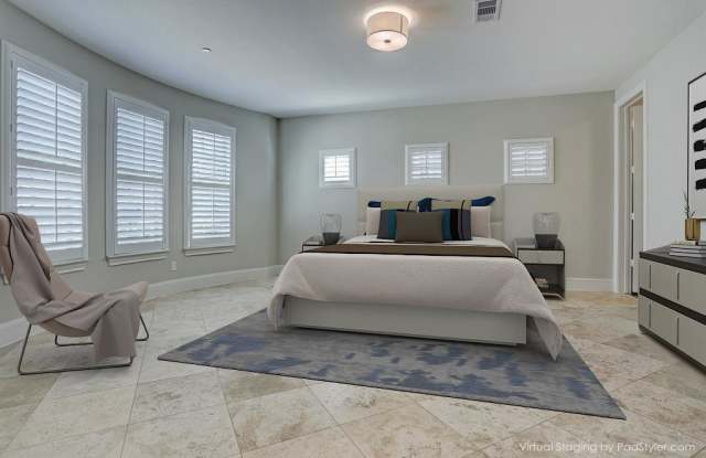 9640 Fannin Station Gallery 4