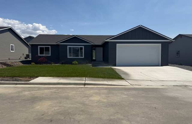 New Construction 3 bed, 2 bath! - 317 South Newton Avenue, Douglas County, WA 98802