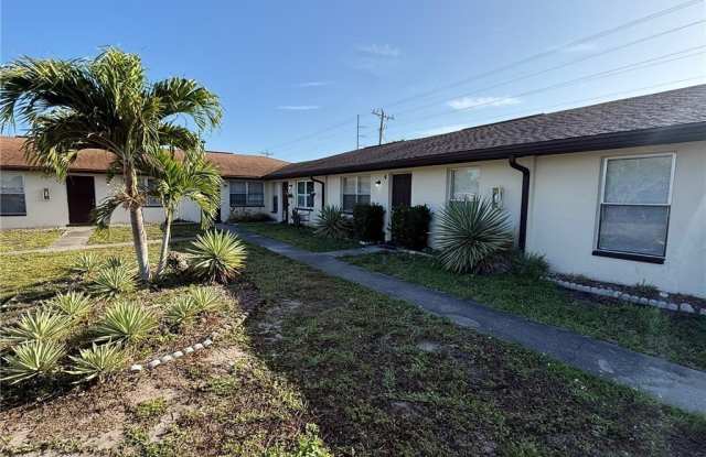 3307 SE 15th Place unit: 4 photos photos