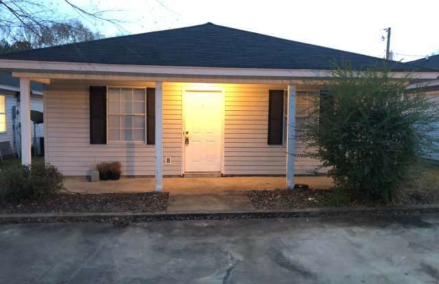 Hollis Creek Apartments - Starkville - ANS Gallery 1