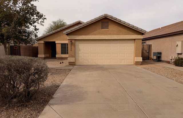 Fantastic 3Bdm 2Ba Phoenix Home with Large Yard photos photos
