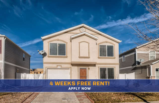 4 WEEKS FREE RENT & FREE 55" TV IF MOVED IN BY 10/31!! Modern 3bd/2ba Home in Green Valley Ranch! Gallery 1