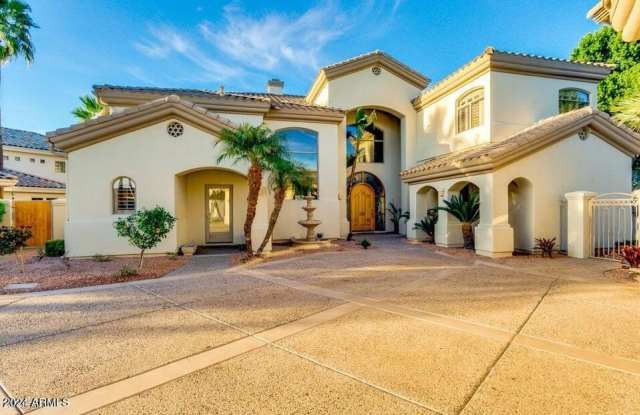 1501 E TREASURE COVE Drive Gallery 3