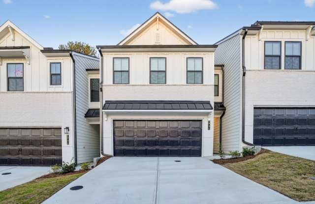 Charming 3BR Townhome in Lawrenceville photos photos
