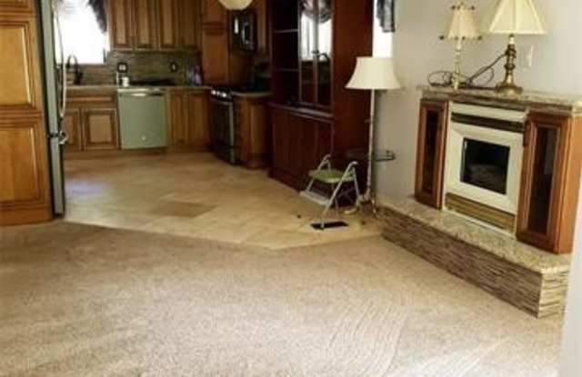26656 Rouge River Dr Gallery 3