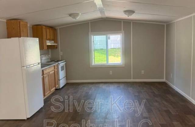 3000 Highway 11 S. Gallery 4