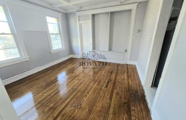 21 Vail Street Gallery 3