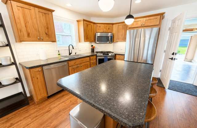 Josephine crossing 4 bedroom cottage Gallery 3