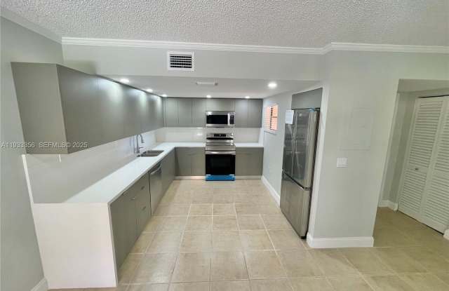 10897 NW 7th St photos photos 10897 NW 7th St photos photos