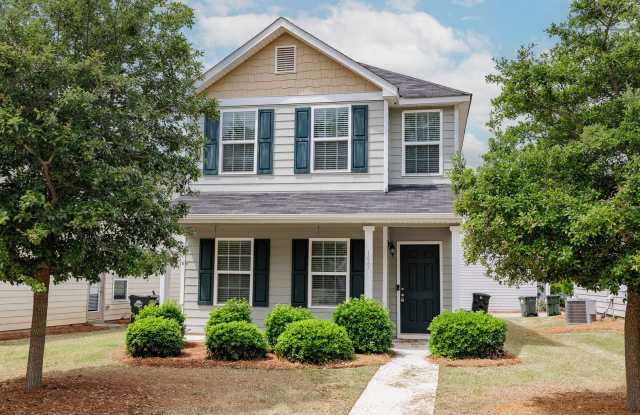 Spacious 3-Bed, 2.5-Bath Home in Lantern Walk photos photos