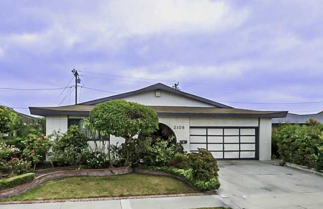 2106 W 166th St photos photos 2106 W 166th St photos photos