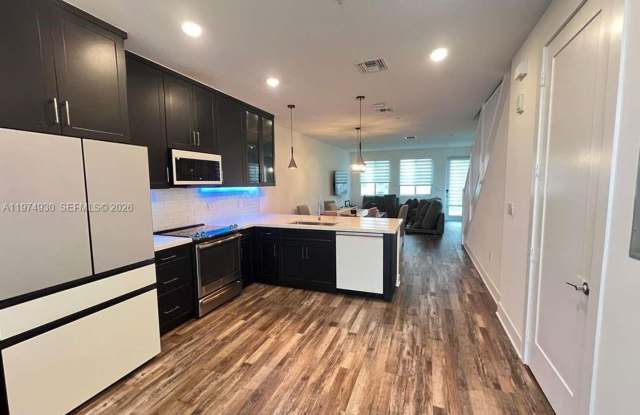 10229 NW 64th Terrace 101, Doral, FL 33178 photos photos