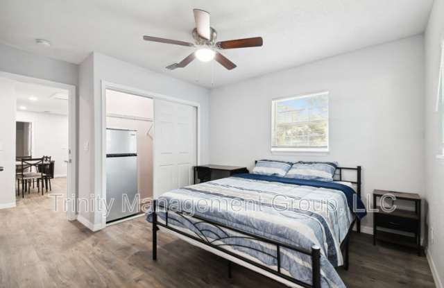 1051 Dogwood Drive - Room 3 photos photos
