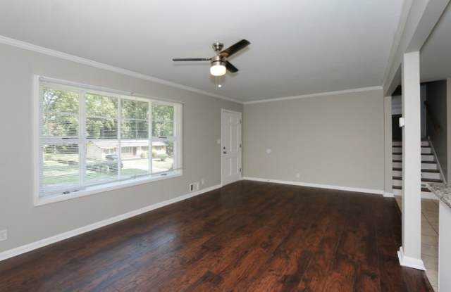 5375 Longmeadow Lane Gallery 3