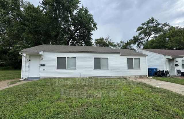 442 Mueller Ave photos photos