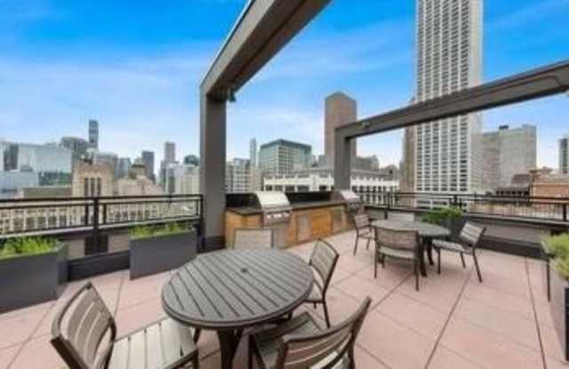 247 E Chestnut St, Unit 2004 photos photos