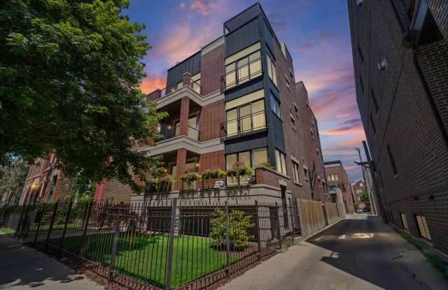 831 N Paulina Street Gallery 2