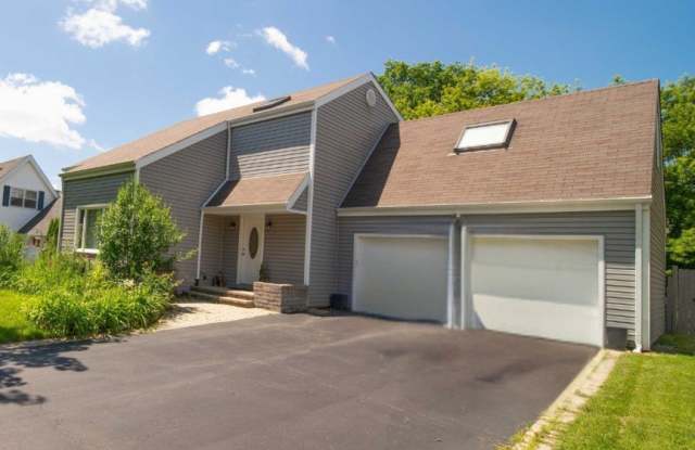 304 Seafarer Drive photos photos