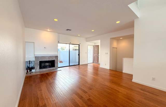 18242 Burbank Boulevard photos photos