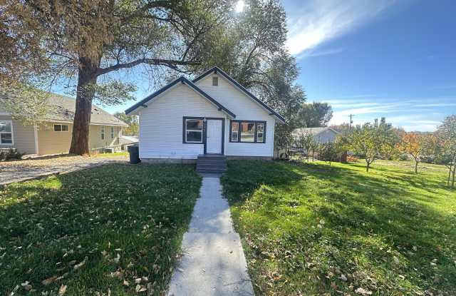 279 W 400 N - 279 4th North Street, Malad City, ID 83252