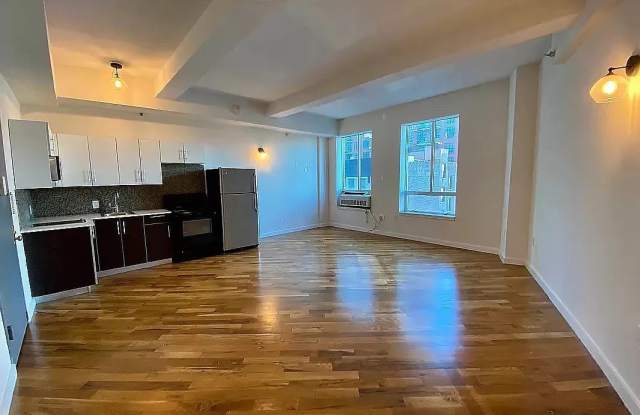 2928 41st Ave Apt 51 photos photos