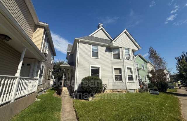 119 E Foraker Street Gallery 1