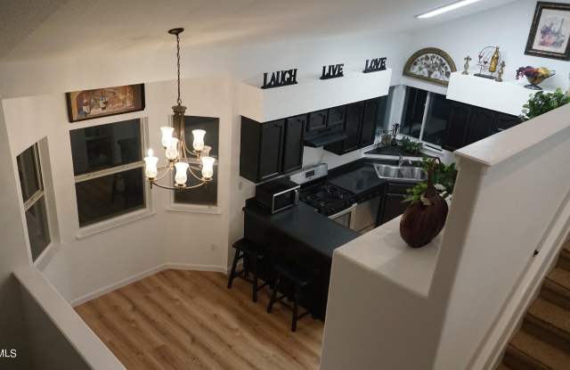 12137 MISSY YVETTE Drive Gallery 4