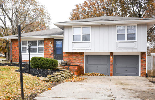 9301 Oakland Avenue - 9301 Oakland Avenue, Kansas City, MO 64138