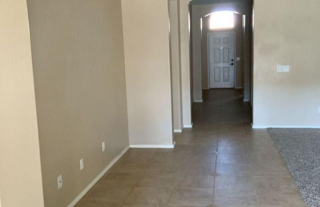11457 East Starkey Avenue Gallery 2