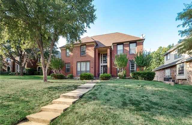 1205 Laguna Court Gallery 3
