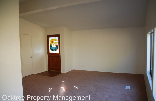 1025 Cachuma Avenue #92 Gallery 2