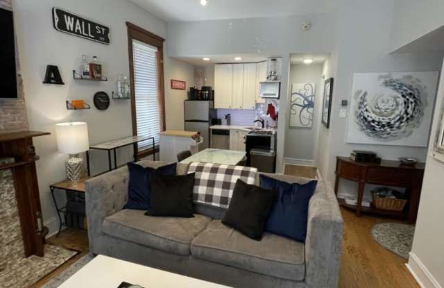 1010 West Altgeld - 1010 West Altgeld Street, Chicago, IL 60614