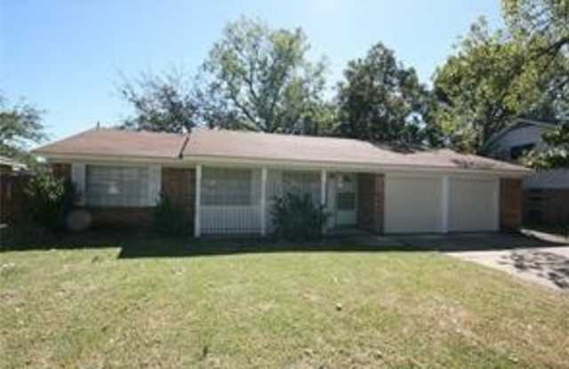 237 Straw Road - 237 Straw Rd, Saginaw, TX 76179