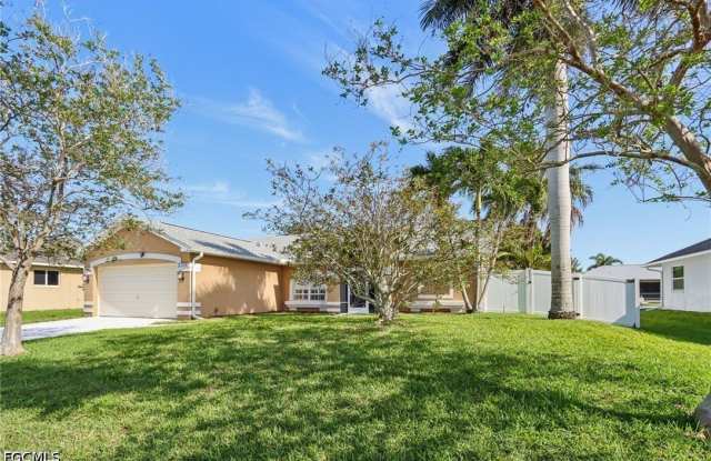 2701 SW 37th Terrace Gallery 4