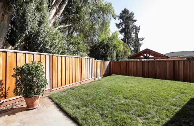 4132 Hidden Valley Ln Gallery 2