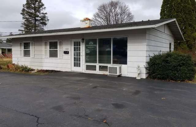 102 Lee Ave Gallery 2