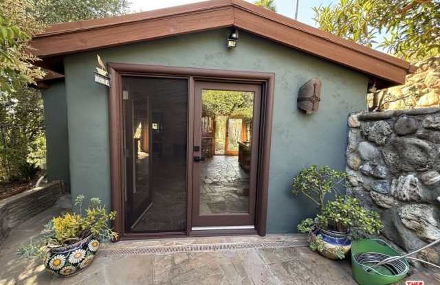 2033 Corral Canyon Rd photos photos