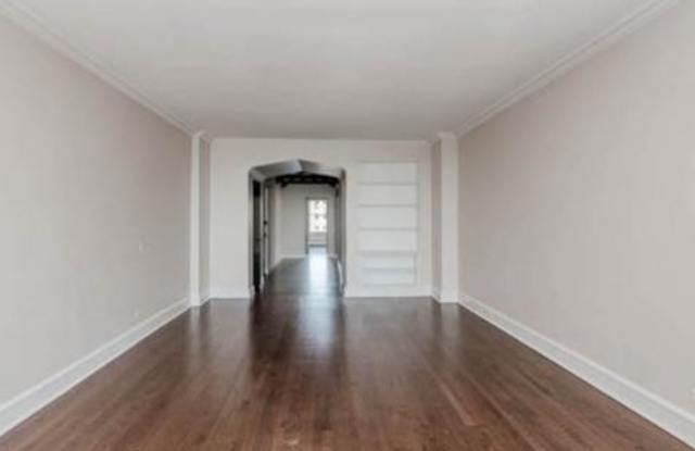 3000 N Sheridan Gallery 4