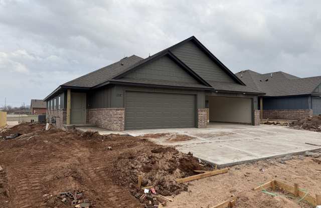 11514 University Drive photos photos