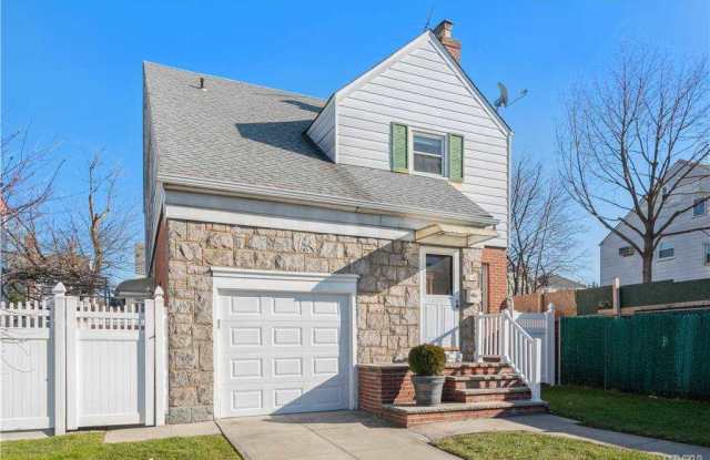 76-43 173rd Street - 76-43 173rd Street, Queens, NY 11366