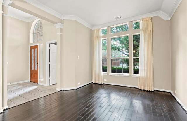 1425 Cherokee Court Gallery 4