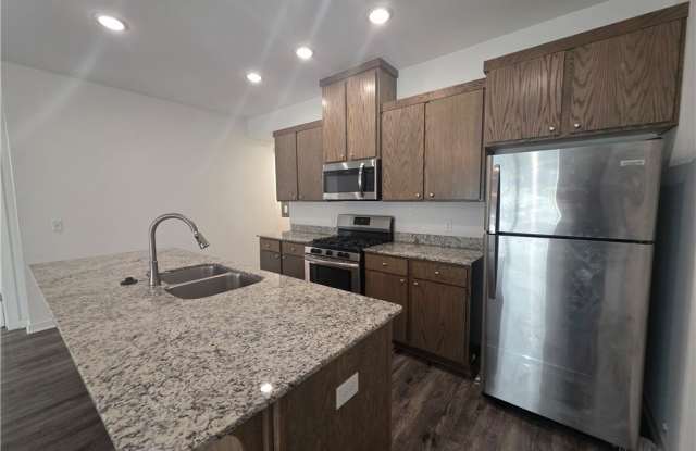320 Westbrook Court Gallery 4