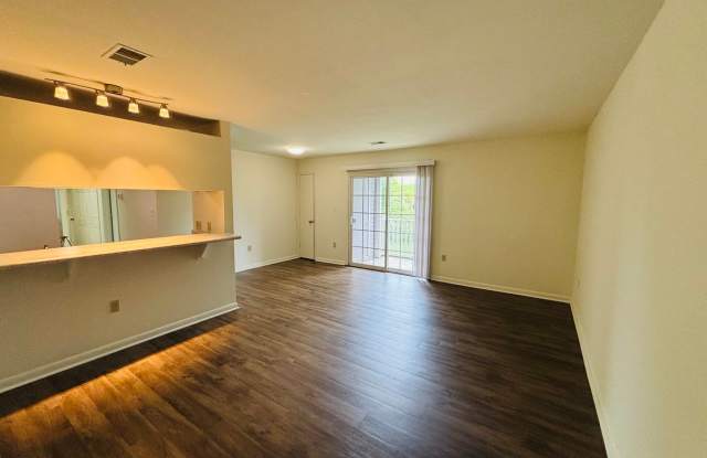 4 Bedroom 2 Bath Condo Gallery 3