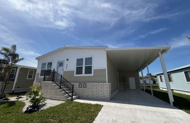 5647 Blue Harbor Drive Gallery 2
