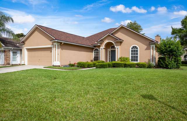 200 CROOKED CT - 200 Crooked Court, Fruit Cove, FL 32259