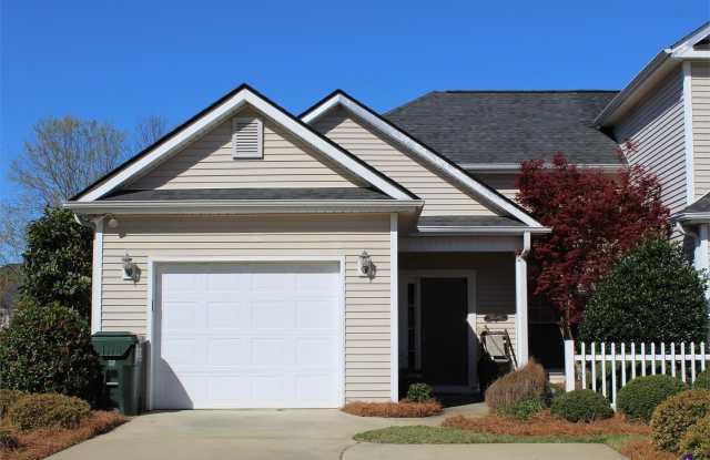 200 Vining Way - 200 Vining Way, Warner Robins, GA 31008