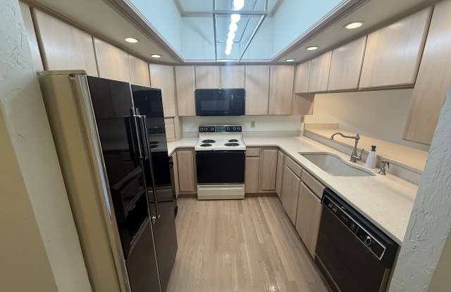 270 Bridge St Apt SS2-6 photos photos