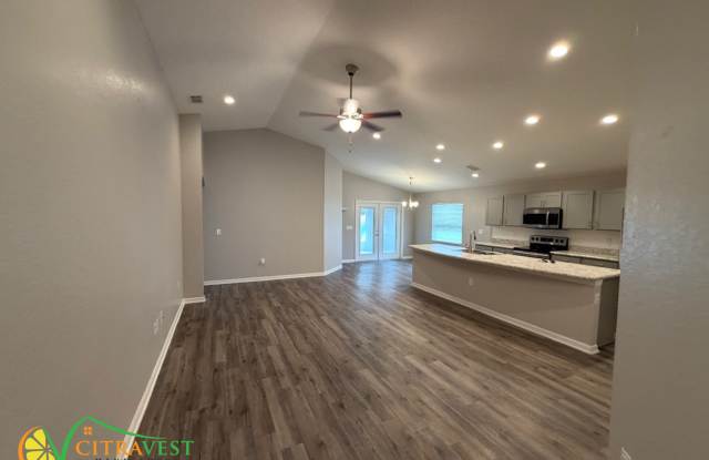 917 Orleans Dr Gallery 2
