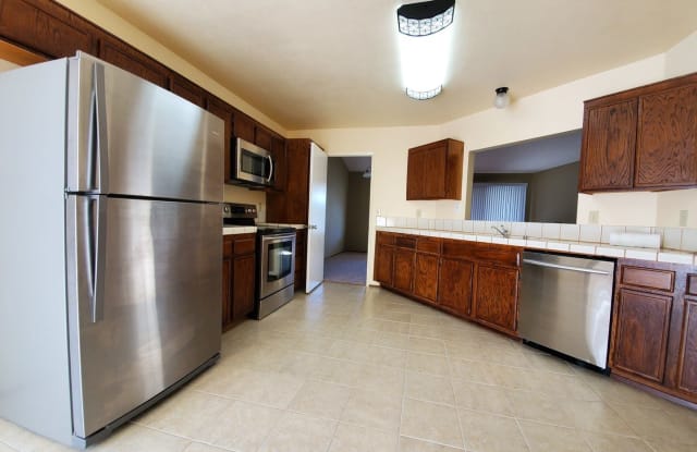 757 Sunningdale Drive - 757 Sunningdale Drive, Oceanside, CA 92057